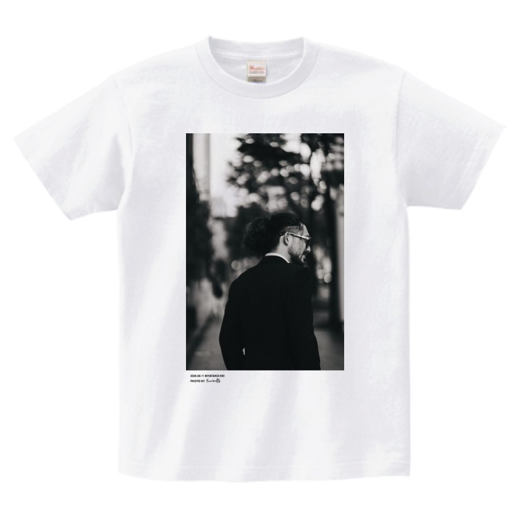 ミヤタコーヘイ "VISIONS" TシャツB